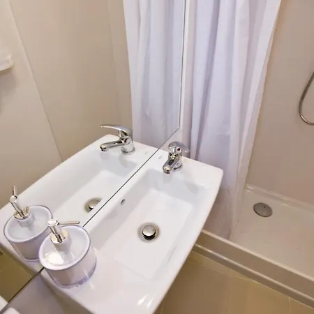 Praca Alegria 1 Bedroom By Gt House